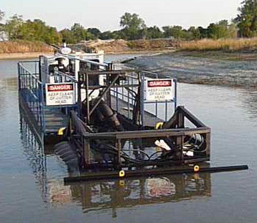 A VMI MD-855-SP dredger working on location